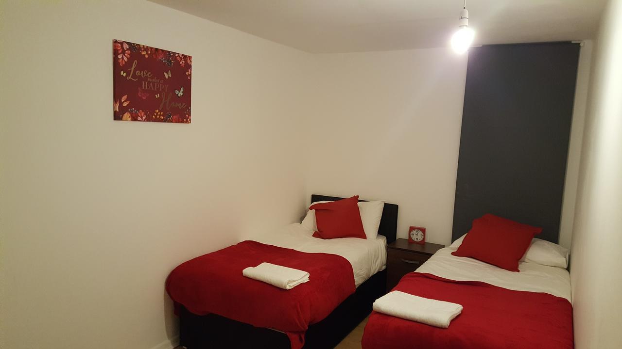 Vetrelax Basildon Newly Refurbished 3Bed House Aparthotel Luaran gambar