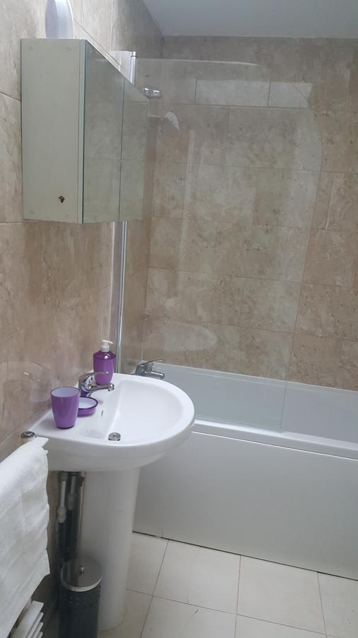 Vetrelax Basildon Newly Refurbished 3Bed House Aparthotel Luaran gambar