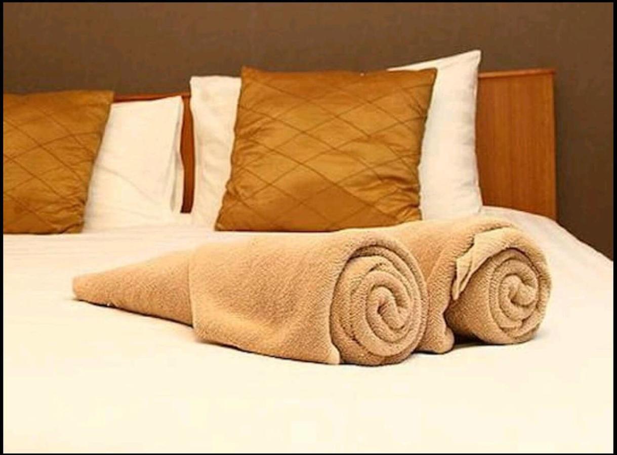 Vetrelax Basildon Newly Refurbished 3Bed House Aparthotel Luaran gambar
