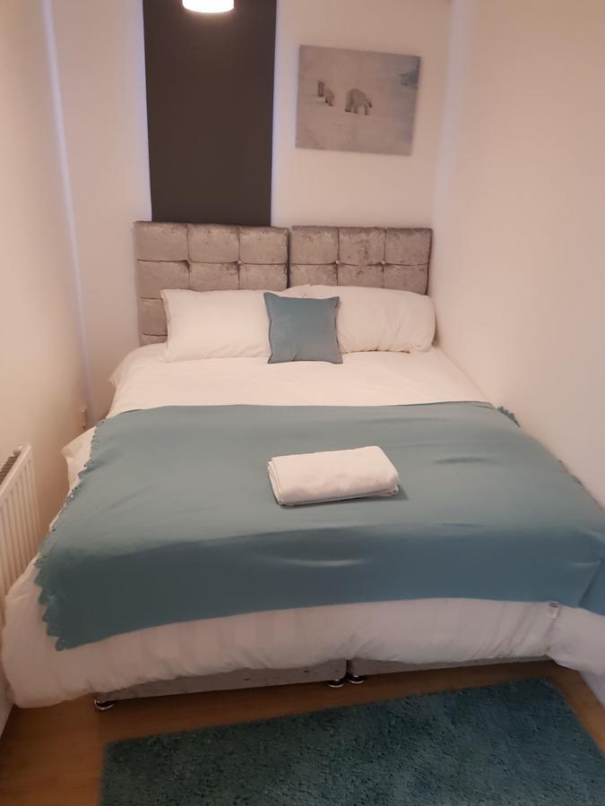 Vetrelax Basildon Newly Refurbished 3Bed House Aparthotel Luaran gambar