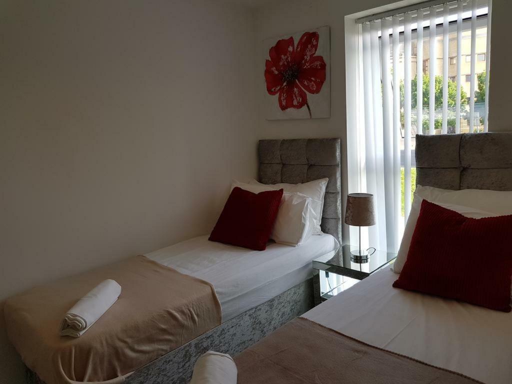 Vetrelax Basildon Newly Refurbished 3Bed House Aparthotel Luaran gambar